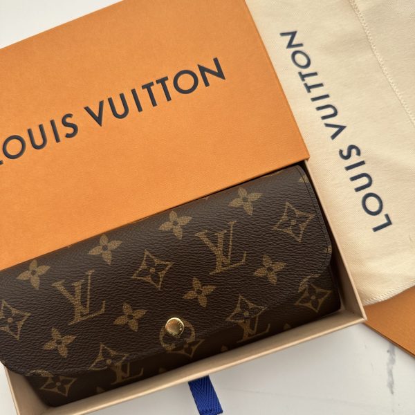 Louis Vuitton Emilie Purse