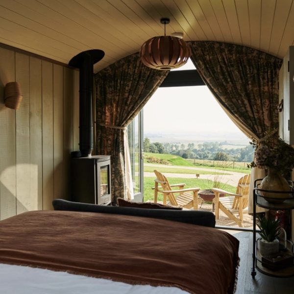 STAY AT PORT LYMPNE LEOPARD CREEK FOR UP TO 4!