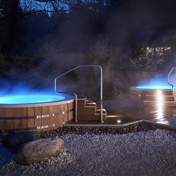 CENTER PARCS LUXURY SPA BREAK FOR TWO + £1,200 INSTANT WINS!