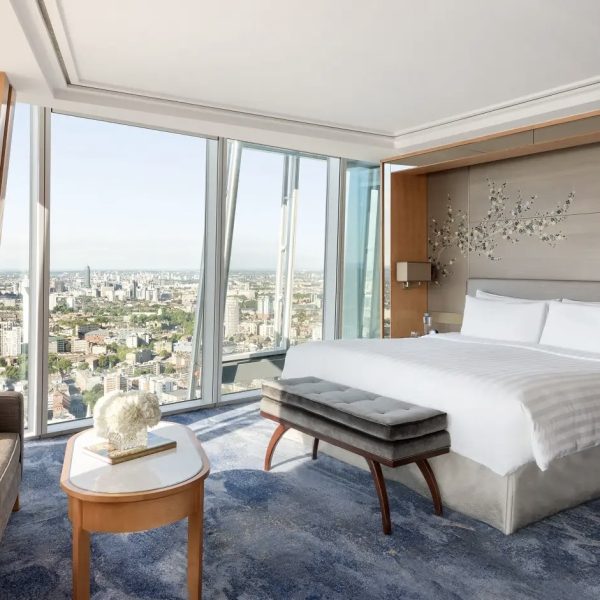 STAY AT SHANGRI-LA THE SHARD + DINNER & £500 SPENDING MONEY! (+£4K INSTANTS)